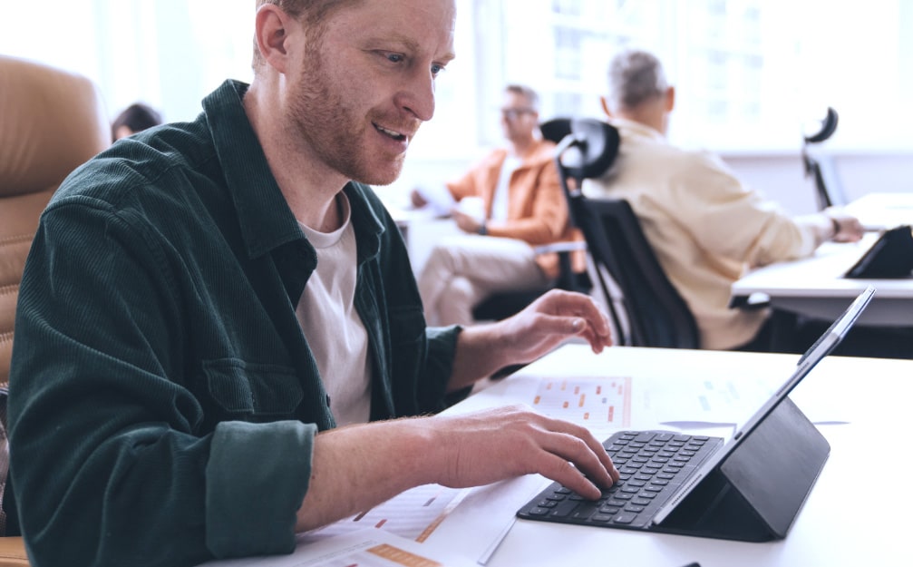 Entrepreneur Business Man Using Laptop Computer